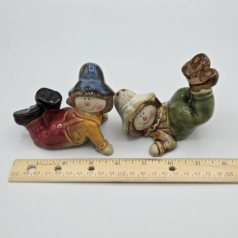 Vintage Pair‎ Porcelain Scarecrow Figurines Salt and Pepper Shakers Boy Girl
